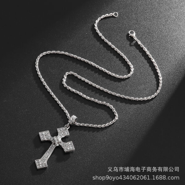 O1CN014eQ6FH1PSJFVMtnaj_2206510641839-0-cib Wholesale Full Diamond Cross Alloy Necklaces