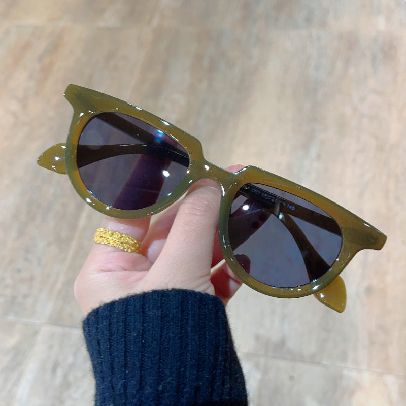 Wholesale Oval Half Frame Retro Cat Eye PC Ladies Sunglasses