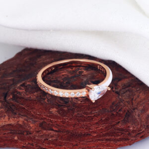 Drip-shaped white / Size 5