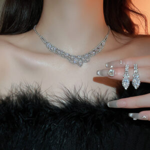 Wholesale Heavy Diamond Drop U-Shaped Tassel Earrings and Necklace Two-Piece Set