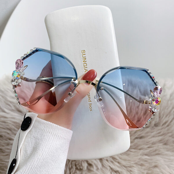 O1CN0159nfLk21XIo2Vvdbj_3171836994-0-cib Wholesale Rhinestone PC UV Protection Sunglasses