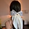 O1CN015LJBXM1wtgEPMmJav_2215496206366-0-cib Wholesale Retro Small Fragrance Floral Pearl Large Bow Hairpin