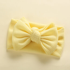 15 bright yellow / 17*9 cm