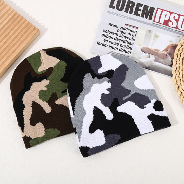 O1CN015P0sZh1GLaqfVJGiW_2214954280606-0-cib Wholesale Winter Beanie Warm Jacquard Camouflage Knitted Hat