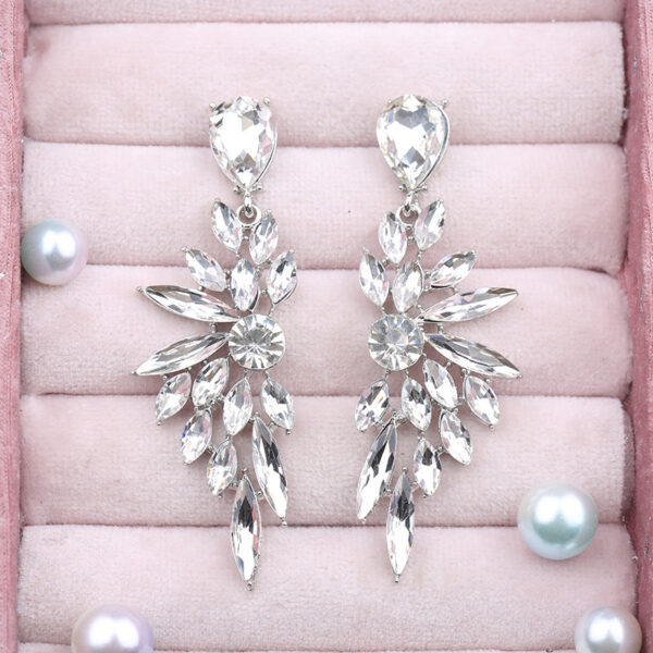 Wholesale Crystal Symmetrical Wings Zinc Alloy Earrings