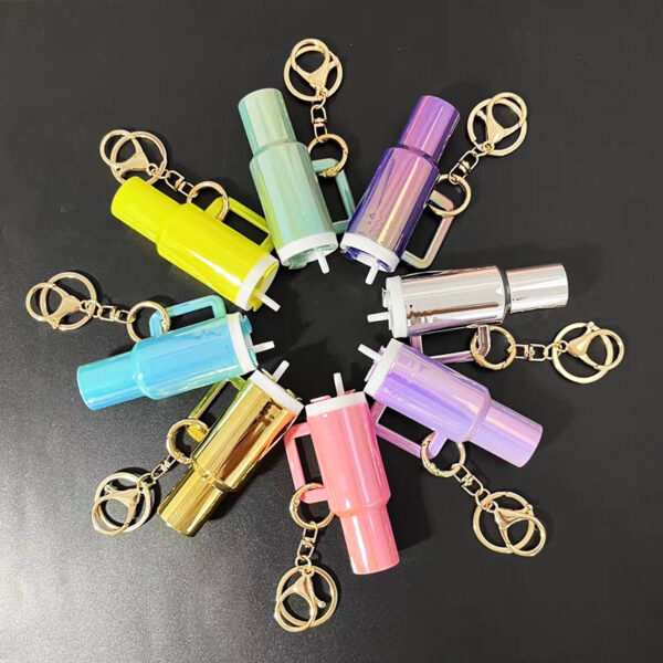 Wholesale Colorful New Mini Tumbler Cup Keychains