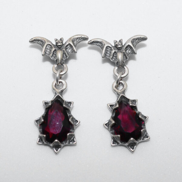 Wholesale Vintage Bat Zircon Alloy Earrings