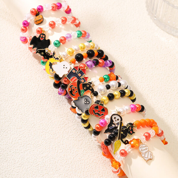 O1CN015ciQJO27qtejGRiNb_2200619667849-0-cib Wholesale New Halloween Handmade Beaded Hand Decorated Pumpkin Alloy Bracelet