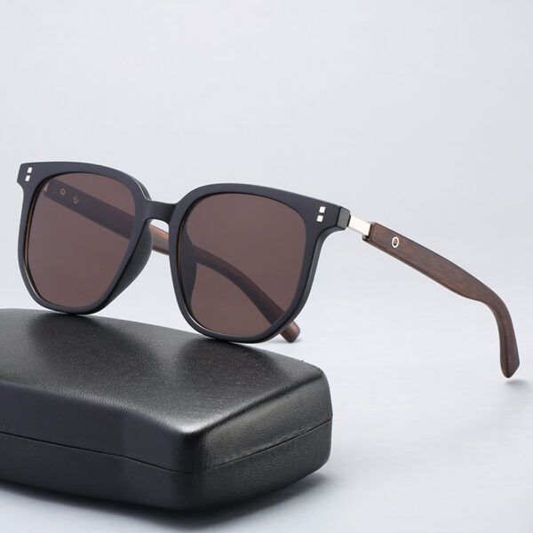 O1CN015gf6kI1MMrcDpSVux_2208321411421-0-cib Wholesale Polygonal Large Frame Wood Grain Mirror Legs PC Sunglasses