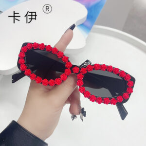 C7 black frame red flower black Gray piece