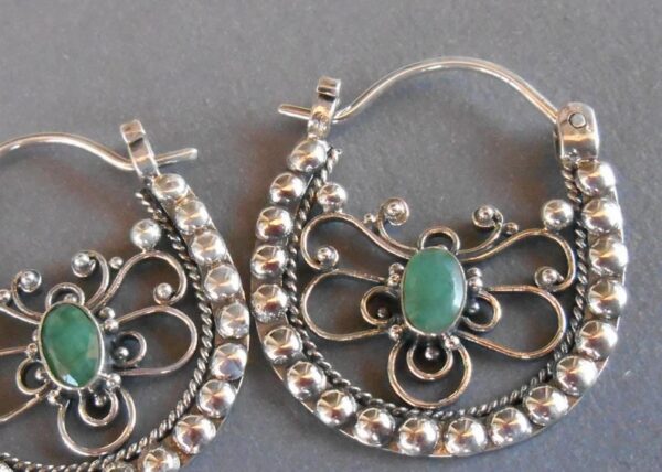 Wholesale Vintage Hollow Emerald Alloy Earrings
