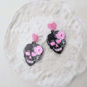 Wholesale Acrylic Pink Skull Earrings Engraved Graffiti Heart