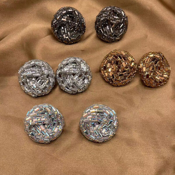 O1CN016AFWWA1HDdf42zdn5_2210976180724-0-cib Wholesale Hollow Colored Glass Full Diamond Earrings