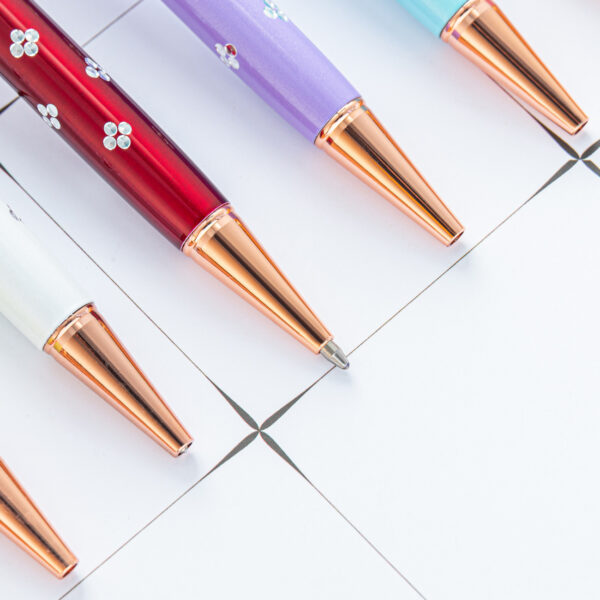 Wholesale Plastic Dry Flower Ballpoint Pen