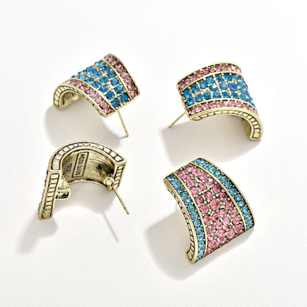 Wholesale Heavy Industry Trapeze Color Diamond C Shape Alloy Earrings