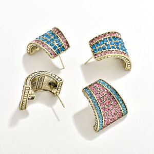 O1CN016JPX152LLCm1LhanF__1063539675-0-cib Wholesale Heavy Industry Trapeze Color Diamond C Shape Alloy Earrings