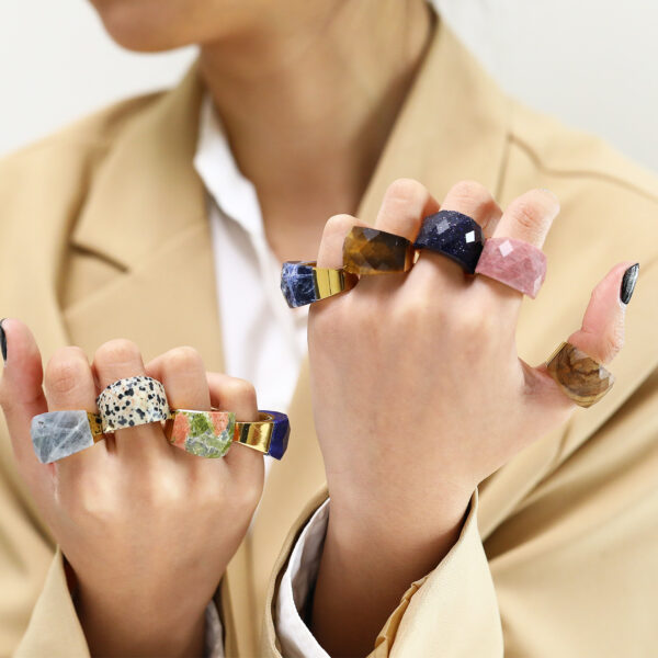 Wholesale Titanium Steel 18k Gold Ring with Large Colored Stones