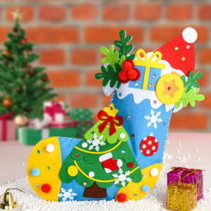Oversized: Christmas Stocking Tree