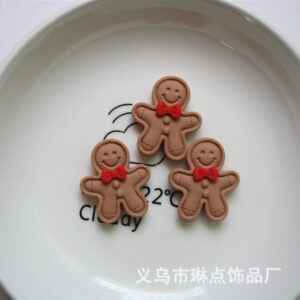 Gingerbread man lady 2.8*2.5cm