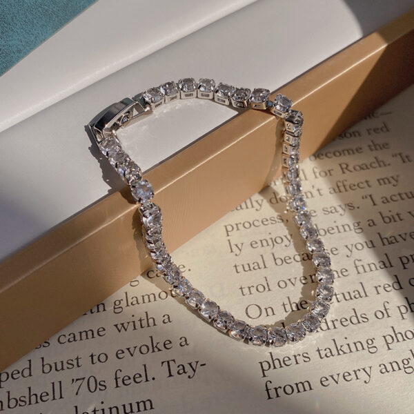 O1CN016QBVsG2MdoOYV6gbC_2206822159851-0-cib Wholesale hip hop trendy light luxury full diamond bracelet for women