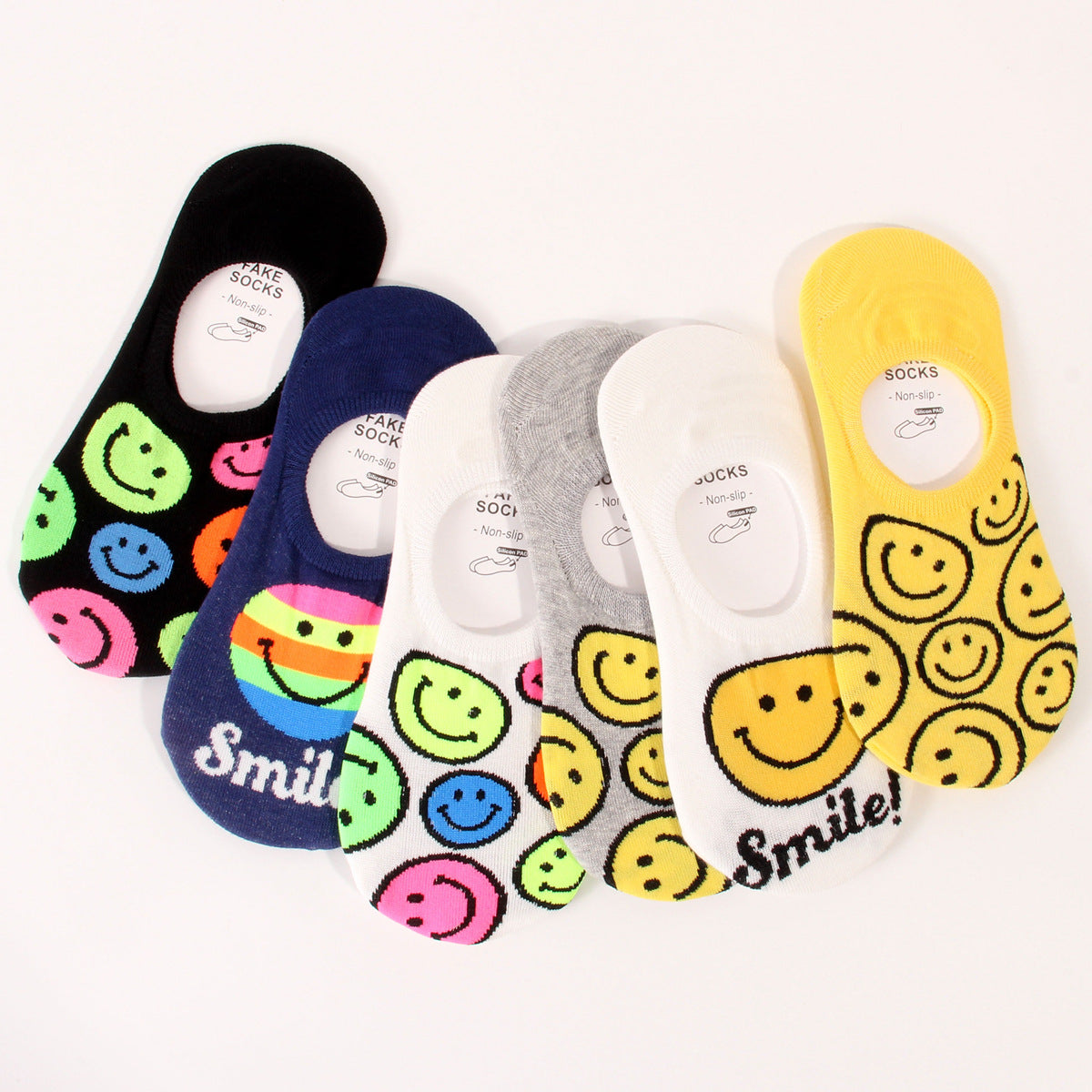 Wholesale Cute Cartoon Smiley Invisible Socks Silicone Non-slip Non-falling Boat Socks
