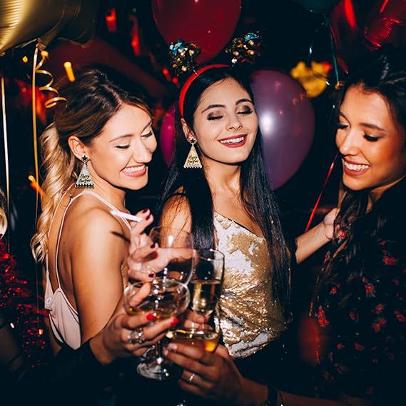 O1CN016jSfbk1YkvtLO1rbS_2216150023098-0-cib Wholesale Creative Triangle Alloy Happy New Year Christmas Eve Party Earrings