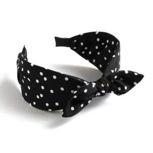 Black dotted bow