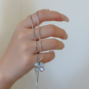 Ginkgo biloba necklace