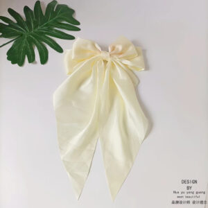 Beige-scarf bow