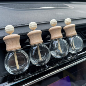 Wholesale Car Air Conditioner Air Outlet Clip Aromatherapy Glass Bottle