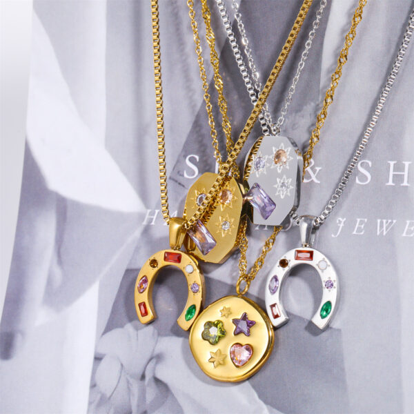 O1CN016utFNB1sJidLpzUGT_2211980445746-0-cib Wholesale U Shape Kaleidoscope Lucky Symbol Stainless Steel Copper Necklace