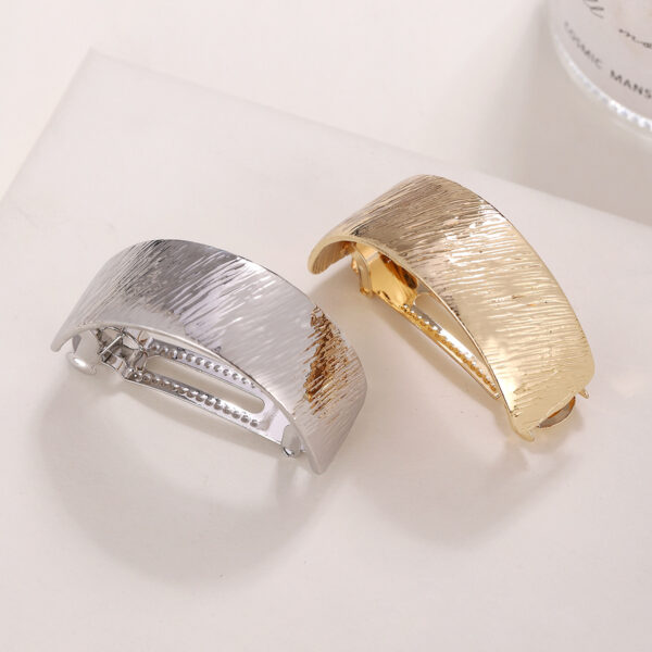 O1CN0176qVbO1XcOrKsOsab_1734342944-0-cib Wholesale Curved Alloy Hair Clips