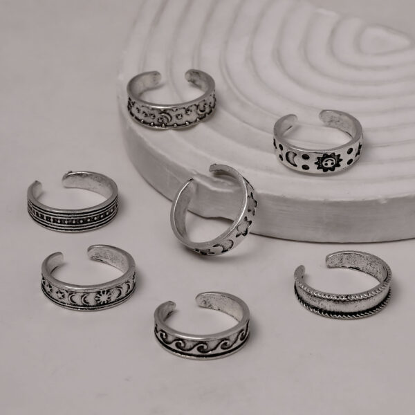 O1CN0179gHp02AVJvlVCaz0_2073408208-0-cib Wholesale Alloy Carved Hollow Multi Element 7 Pieces Open Foot Ring