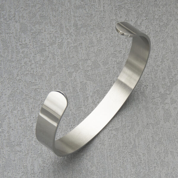 Wholesale Stainless Steel Heart Shaped Faith Mustard Seed Necklaces