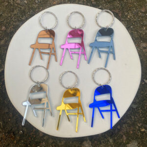 O1CN017Mi9831G1trD2zkL3__2024060563-0-cib Wholesale Acrylic Leopard Print Mirror Mini Simulation Chair Keychain
