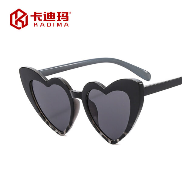 Wholesale Multicolor Heart Sunglasses AC