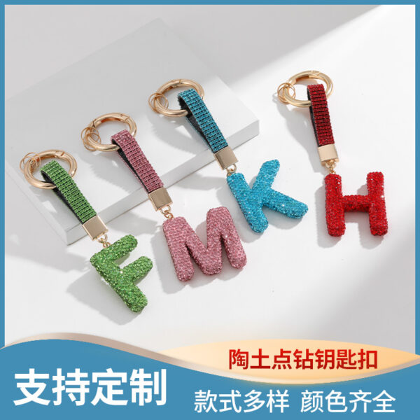 Wholesale Pottery Clay Water Diamond Alloy Dot Diamond Letter Keychain