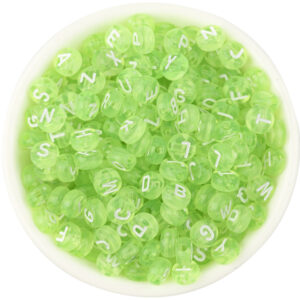 Fruit green bottom with white mixed style / (100 pcs/pack) diameter is about 7mm, thickness is about 4mm, hole diameter is about 1.5mm, 100pcs per pack