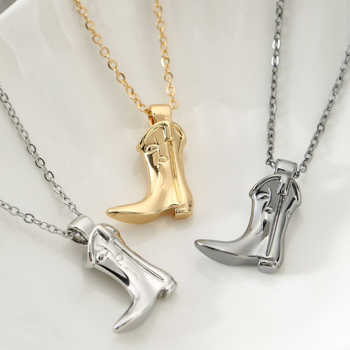 Wholesale Western Style Cowboy Boots Vintage Necklace Clavicle Chain