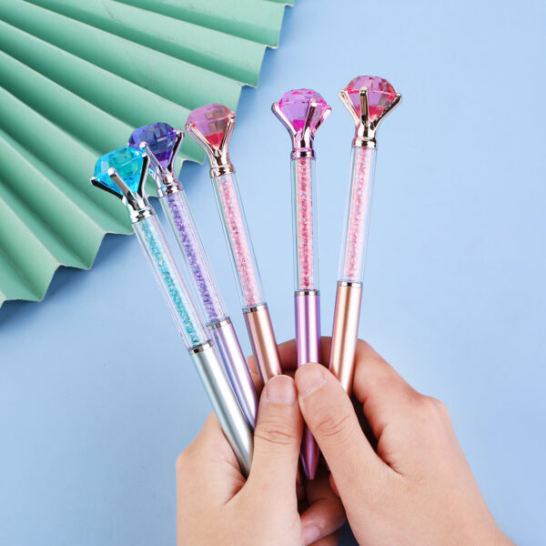 O1CN017dCiH31egFUwTyaNl_2208127063900-0-cib Wholesale Imitation Metal Rod Large Diamond Colored Crystal Quicksand Broken Diamond Plastic Ballpoint Pen