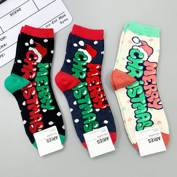 Wholesale Autumn and Winter New Christmas Mid-tube Cotton Socks
