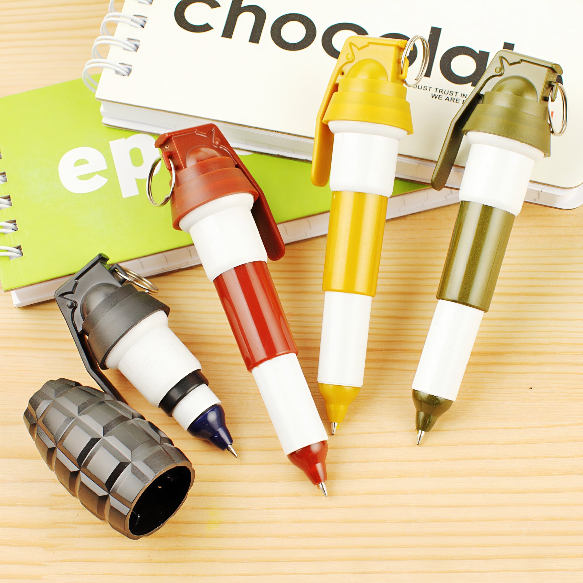 Wholesale Creative Simulation Grenade Pen Cute Retractable Ballint Pen