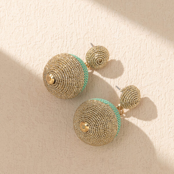 Wholesale Spherical Color Matching Fashionable Versatile Ladies Earrings