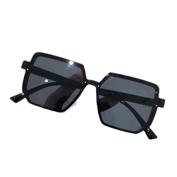 O1CN018kB8e21Bs2ksFJeKk_0-0-cib Wholesale UV Protection Square Frame PC Sunglasses