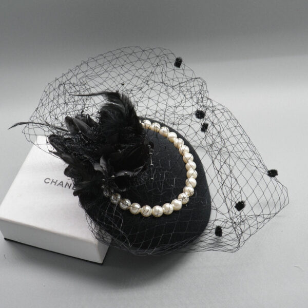 O1CN0198SpsW2CVR5qBc58u__2215812058479-0-cib Wholesale Vintage Veil Feathers Hair Clips