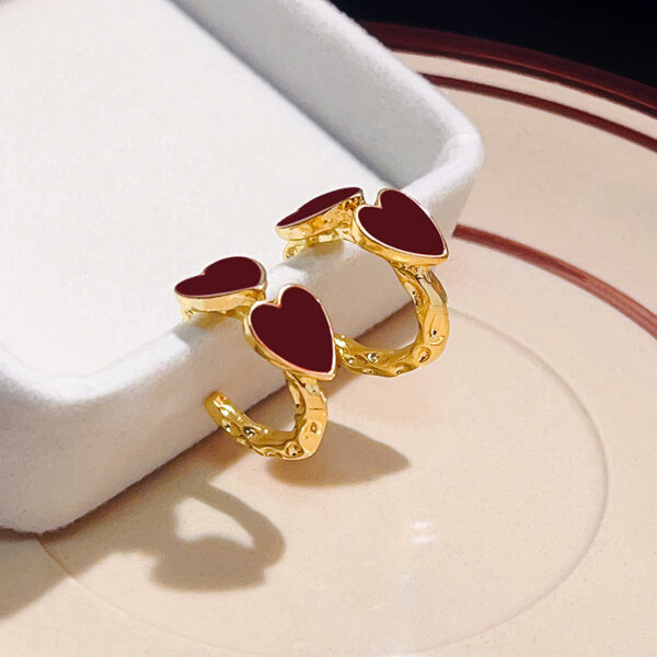 Wholesale Silver Needle Black Vintage Love Earrings