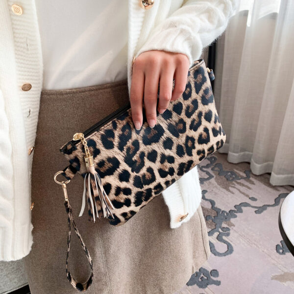 O1CN019ZCYBJ2HKxzcvy3K6_2210087679133-0-cib Wholesale PU Leopard Pattern Handbag