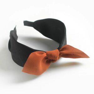 Black orange bow