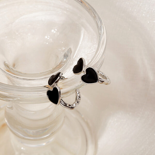 Wholesale Silver Needle Black Vintage Love Earrings