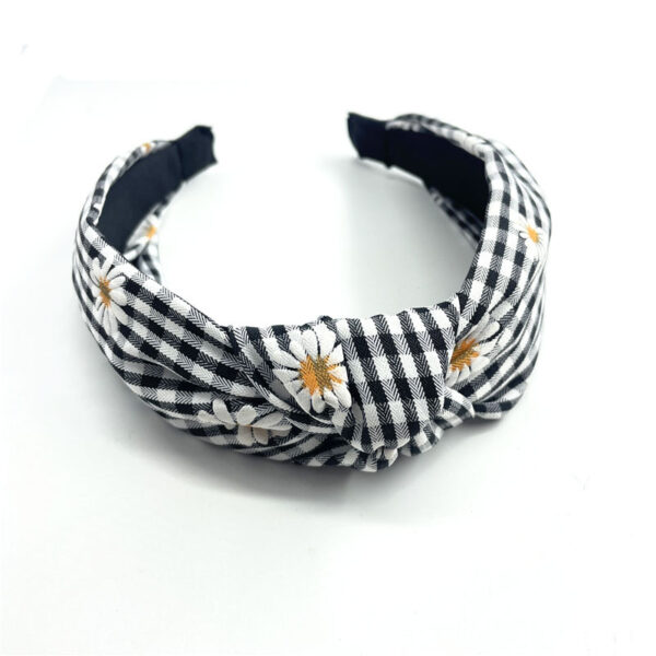 Wholesale Vintage Black and White Checkered DaisiesKnotted Headbands